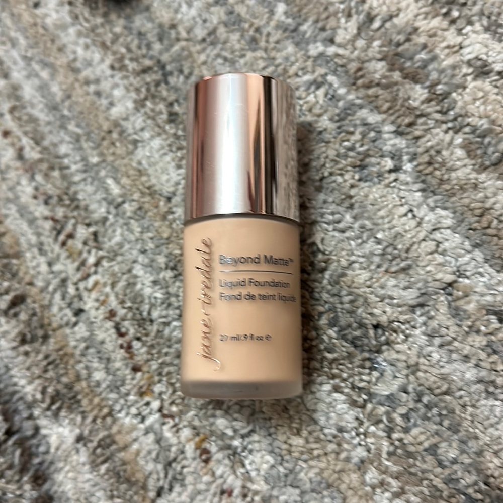 Jane iredale liquid foundation